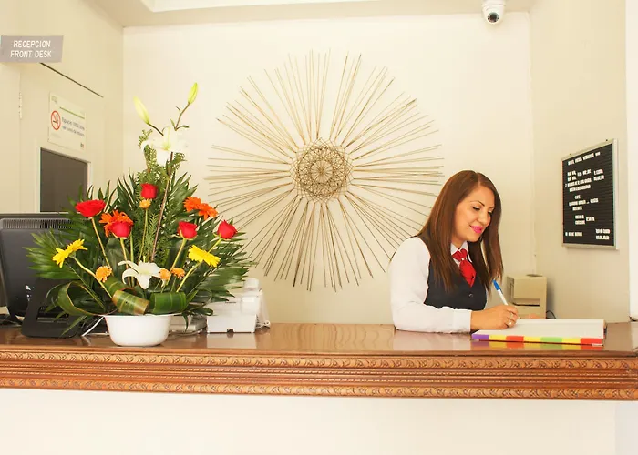 Hotel Fiesta Versalles Monterrey